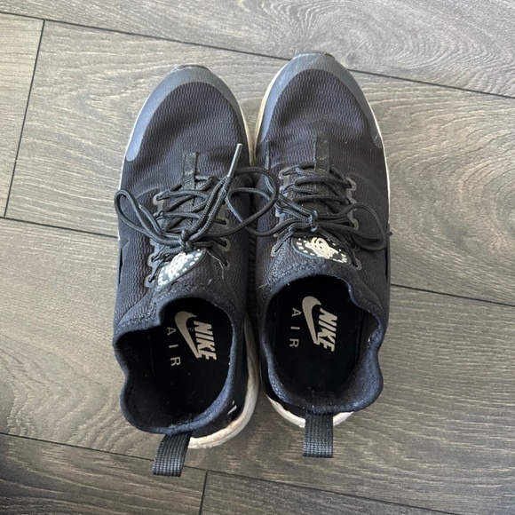 Women’s nike huarache sneakers - Picture 4 of 5